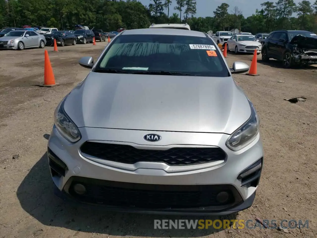 5 Photograph of a damaged car 3KPF24AD1KE105881 KIA FORTE 2019