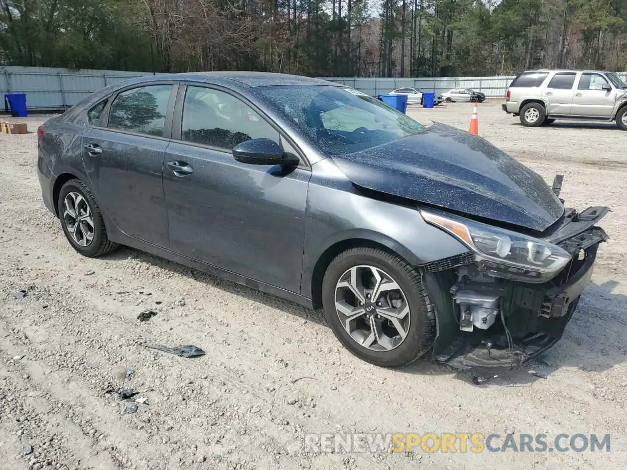 4 Photograph of a damaged car 3KPF24AD1KE111051 KIA FORTE 2019