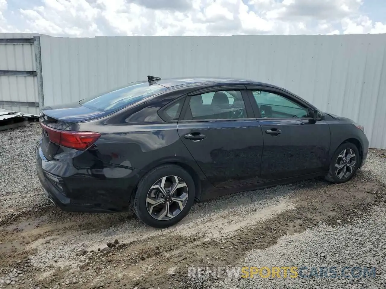 3 Photograph of a damaged car 3KPF24AD1KE116315 KIA FORTE 2019