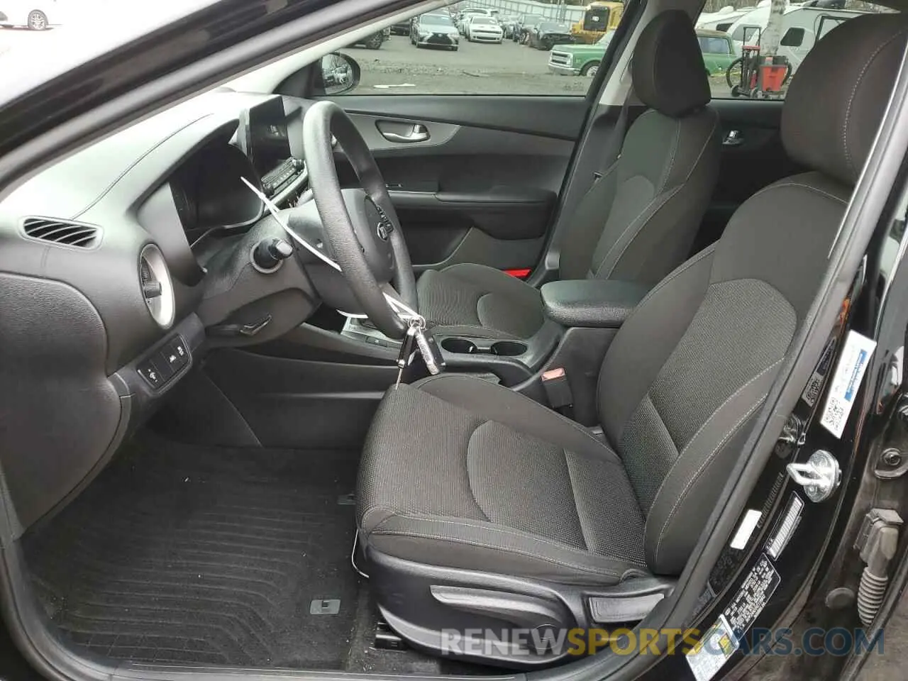7 Photograph of a damaged car 3KPF24AD1KE118842 KIA FORTE 2019