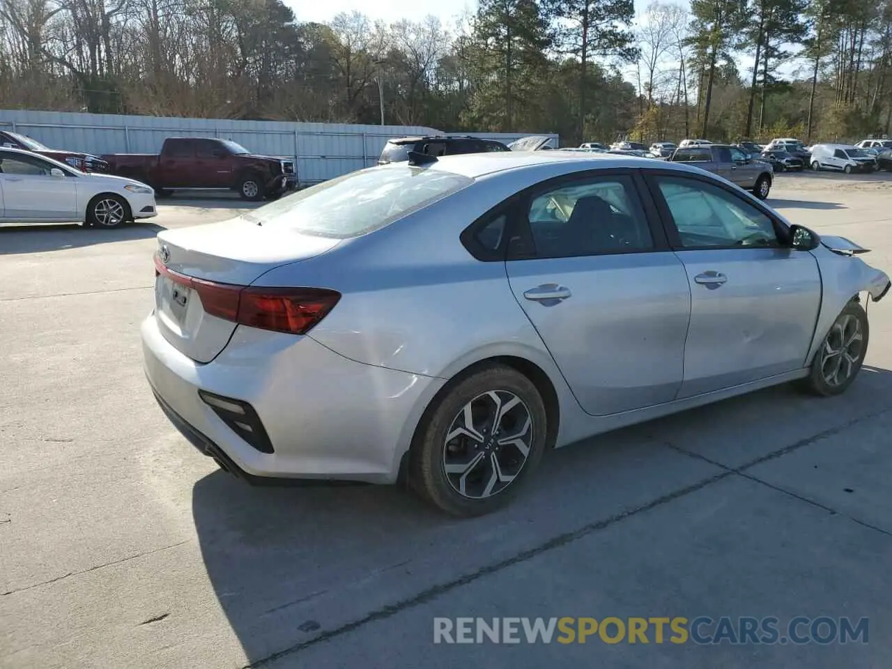 3 Photograph of a damaged car 3KPF24AD1KE119926 KIA FORTE 2019