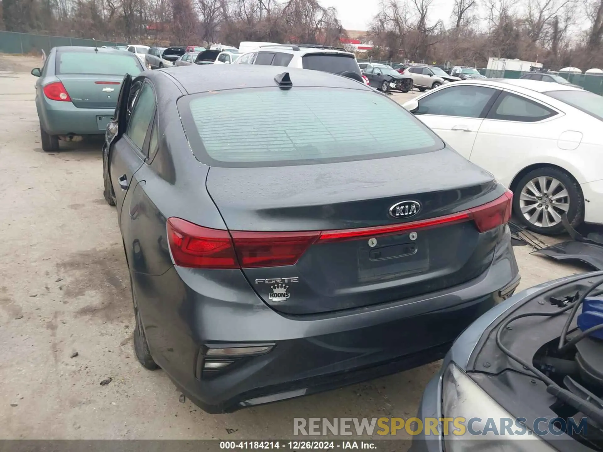16 Photograph of a damaged car 3KPF24AD1KE131655 KIA FORTE 2019
