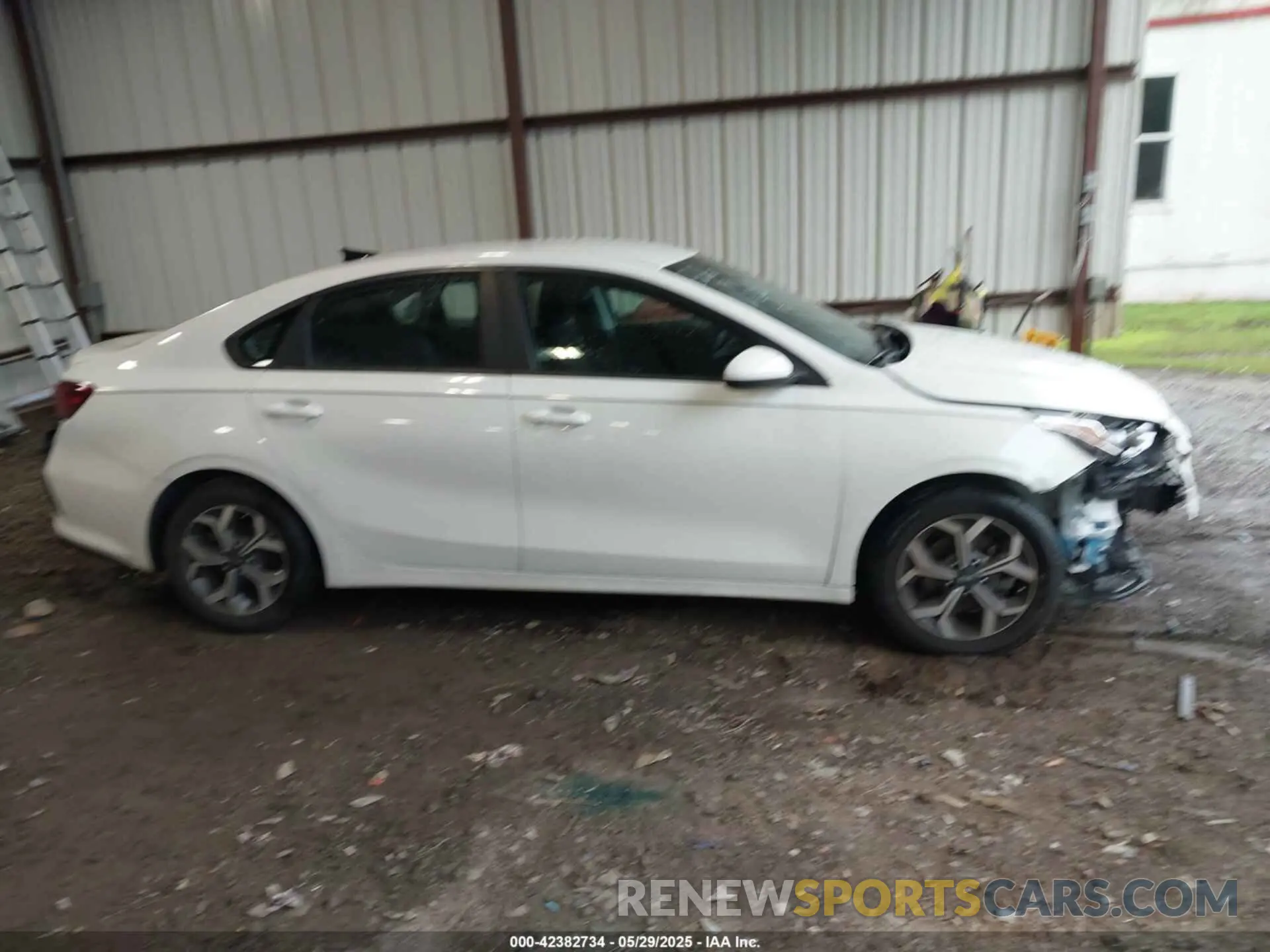14 Photograph of a damaged car 3KPF24AD1KE133227 KIA FORTE 2019