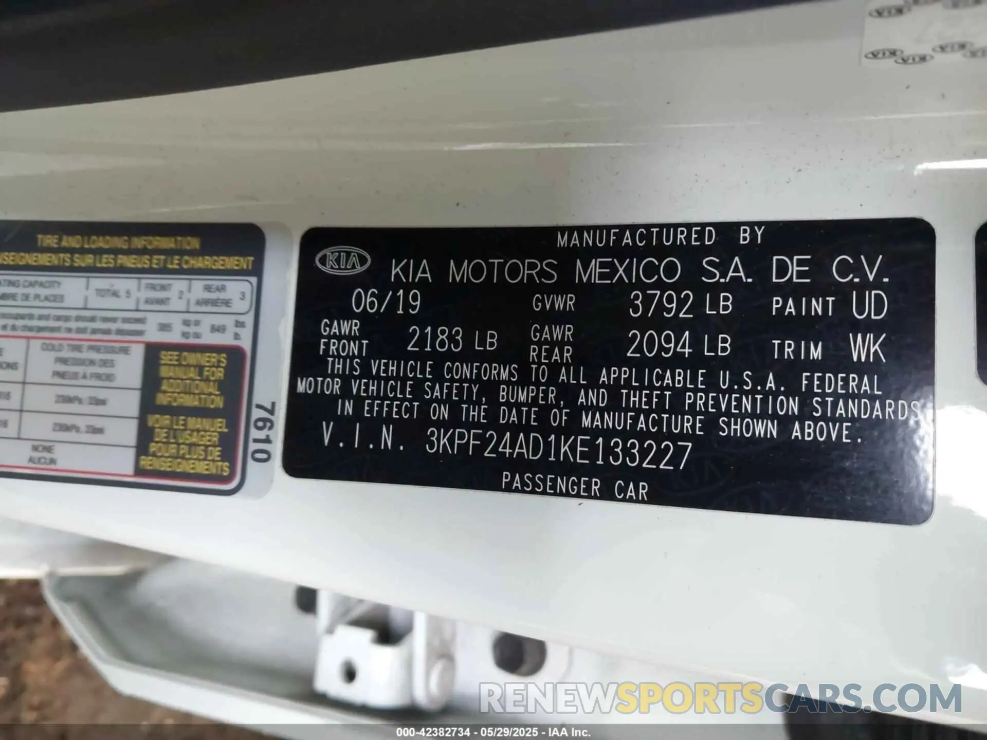 9 Photograph of a damaged car 3KPF24AD1KE133227 KIA FORTE 2019