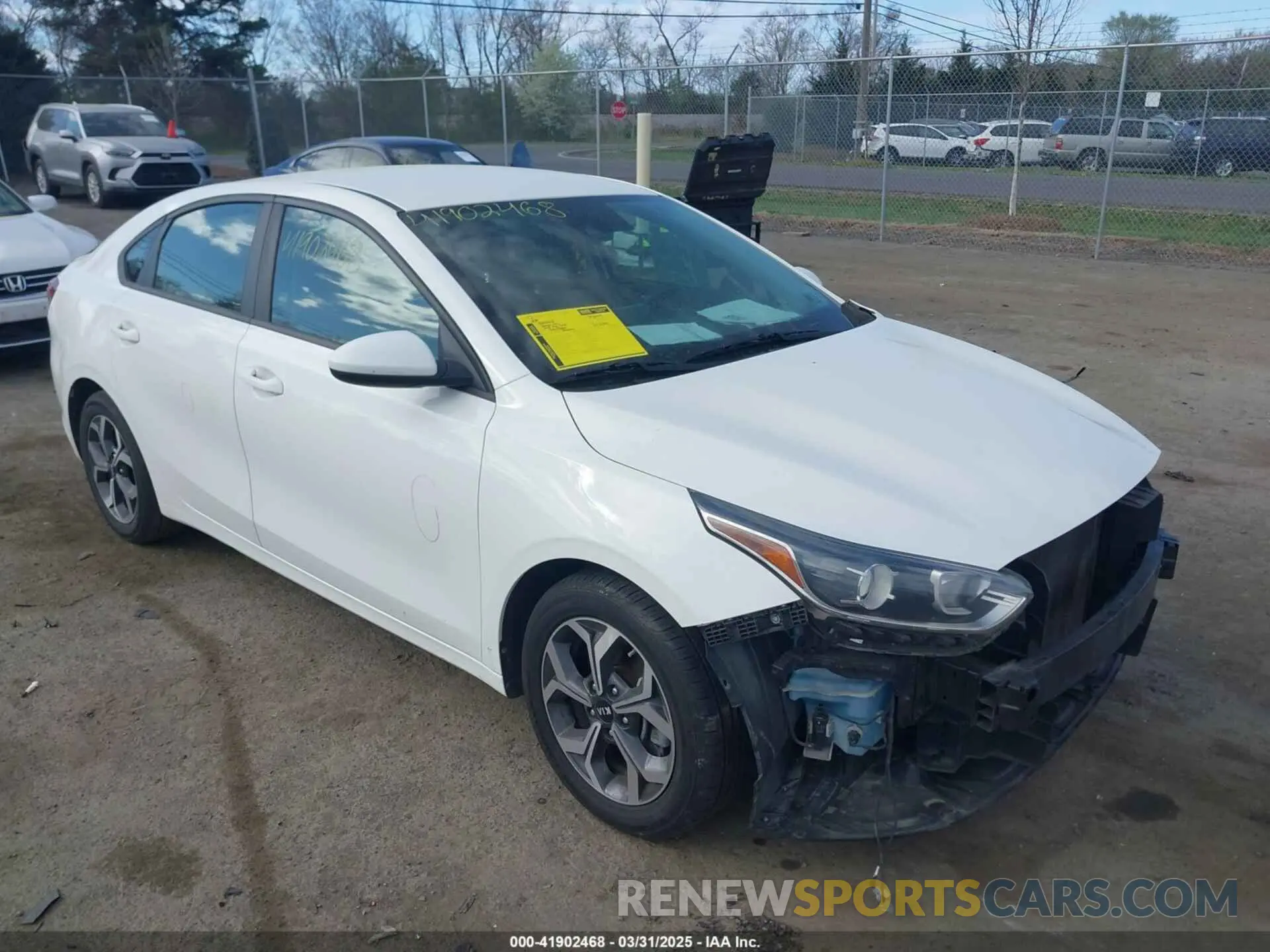 1 Photograph of a damaged car 3KPF24AD2KE042693 KIA FORTE 2019