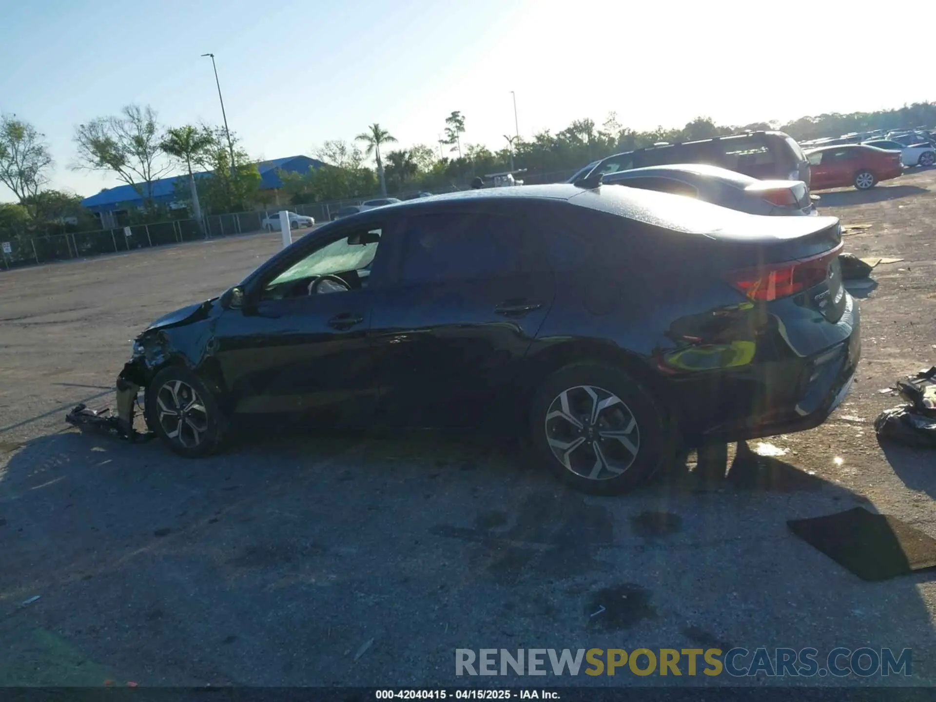 14 Photograph of a damaged car 3KPF24AD2KE045187 KIA FORTE 2019