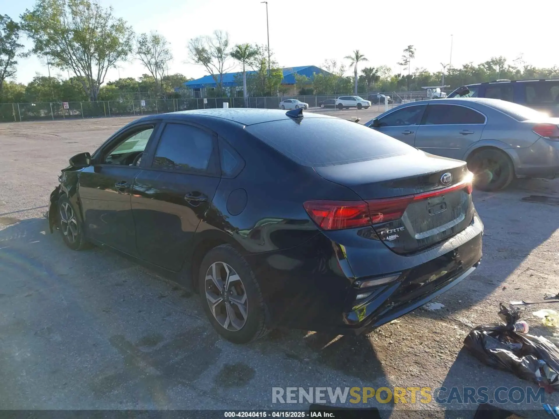 3 Photograph of a damaged car 3KPF24AD2KE045187 KIA FORTE 2019