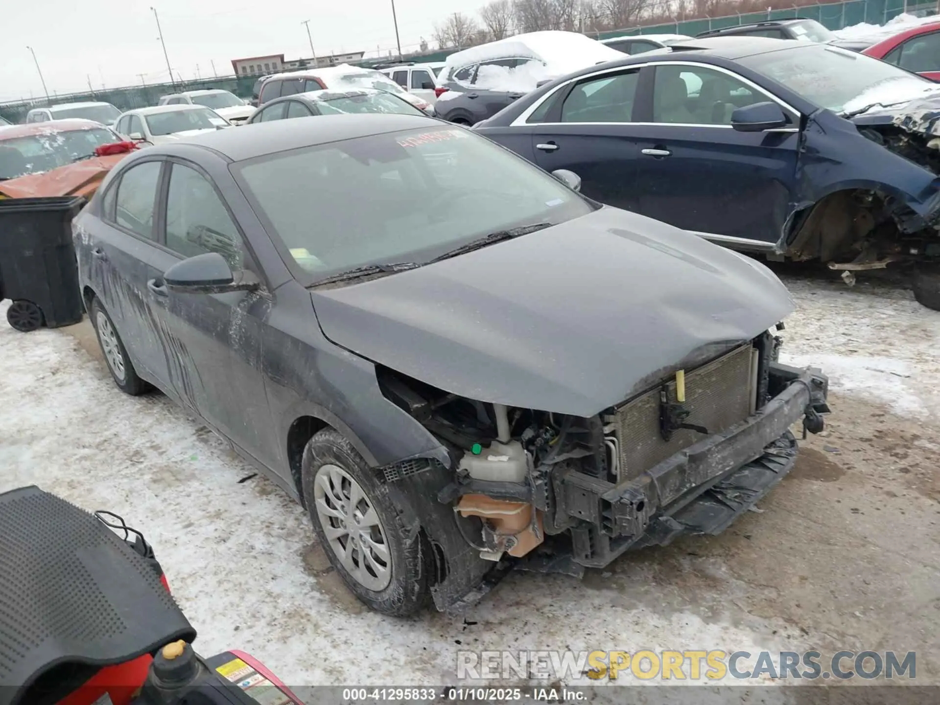 1 Photograph of a damaged car 3KPF24AD2KE048932 KIA FORTE 2019