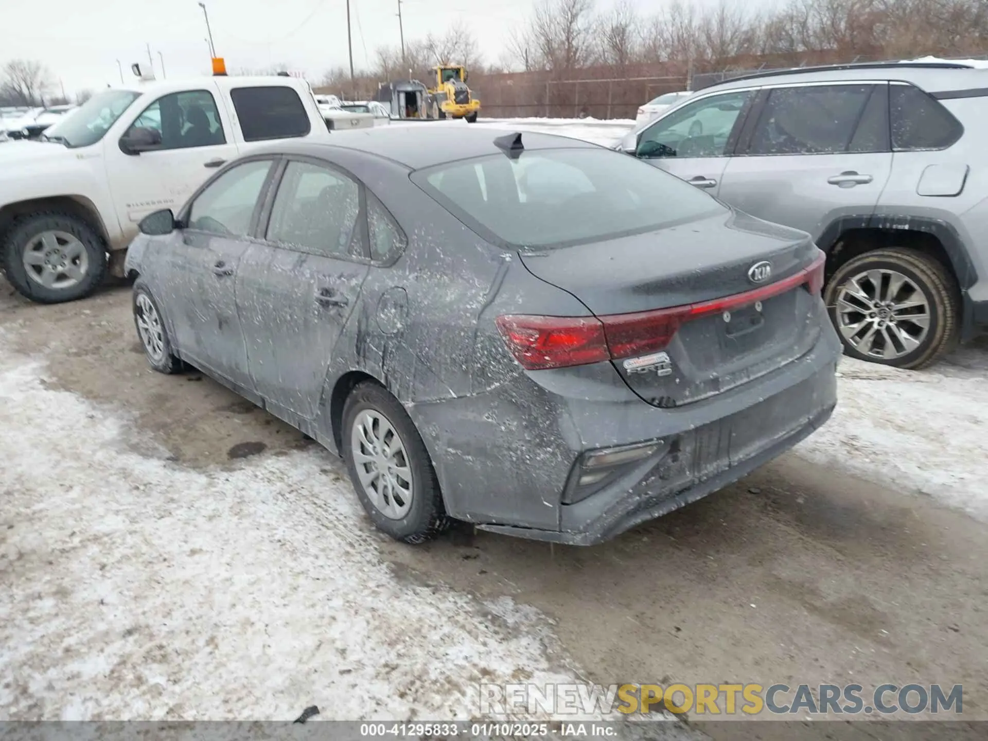 3 Photograph of a damaged car 3KPF24AD2KE048932 KIA FORTE 2019