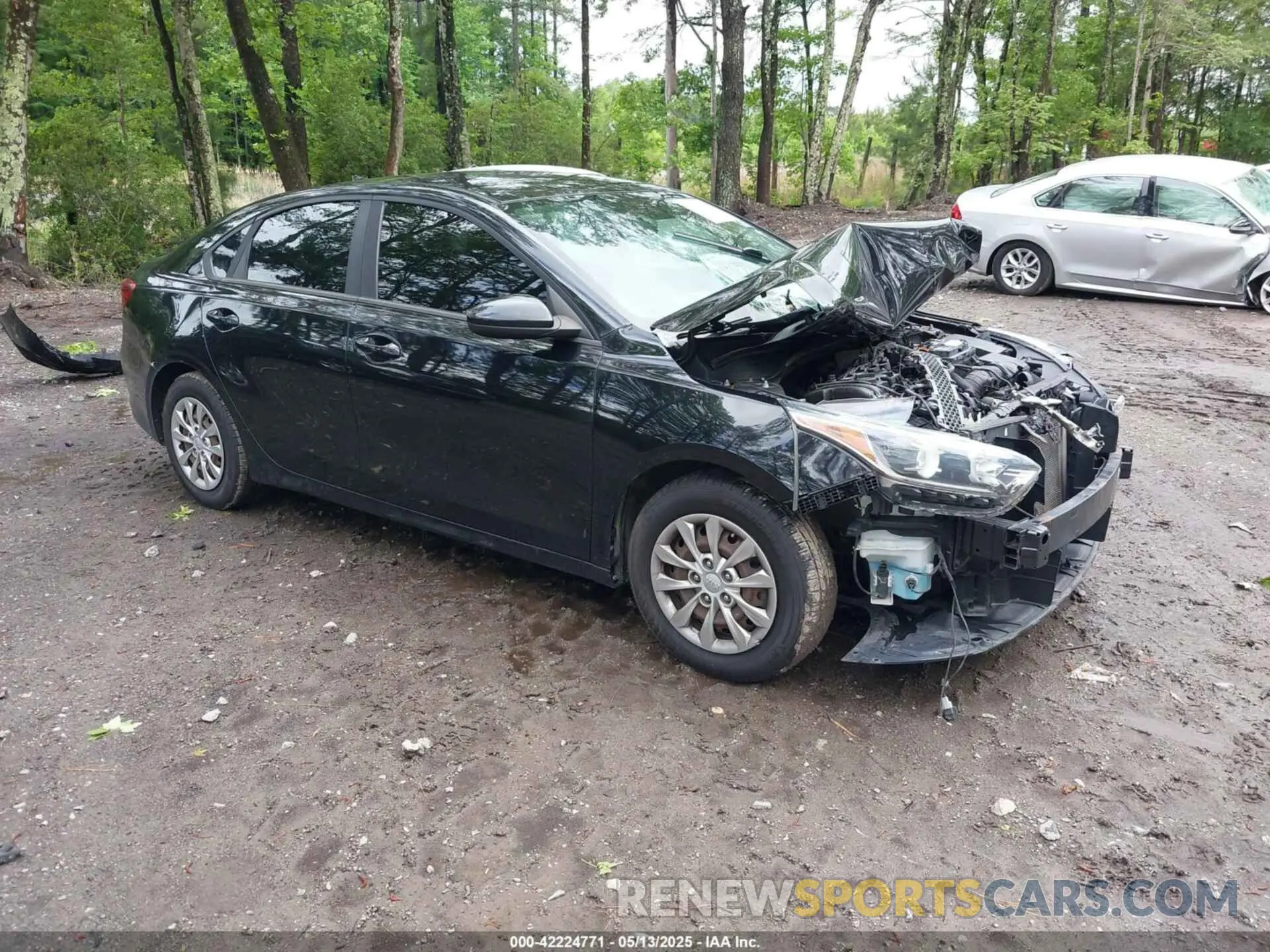 1 Photograph of a damaged car 3KPF24AD2KE058098 KIA FORTE 2019