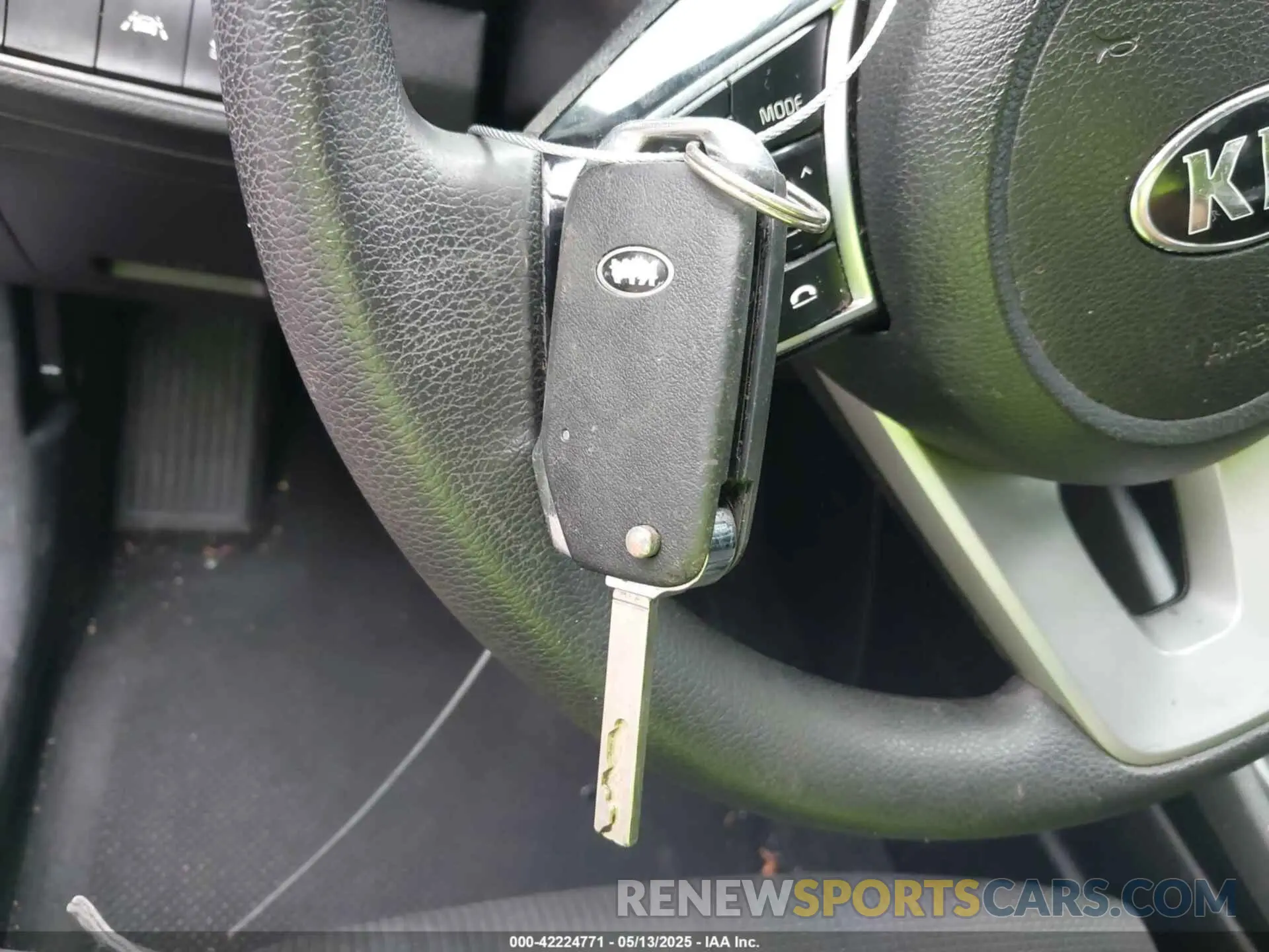 11 Photograph of a damaged car 3KPF24AD2KE058098 KIA FORTE 2019