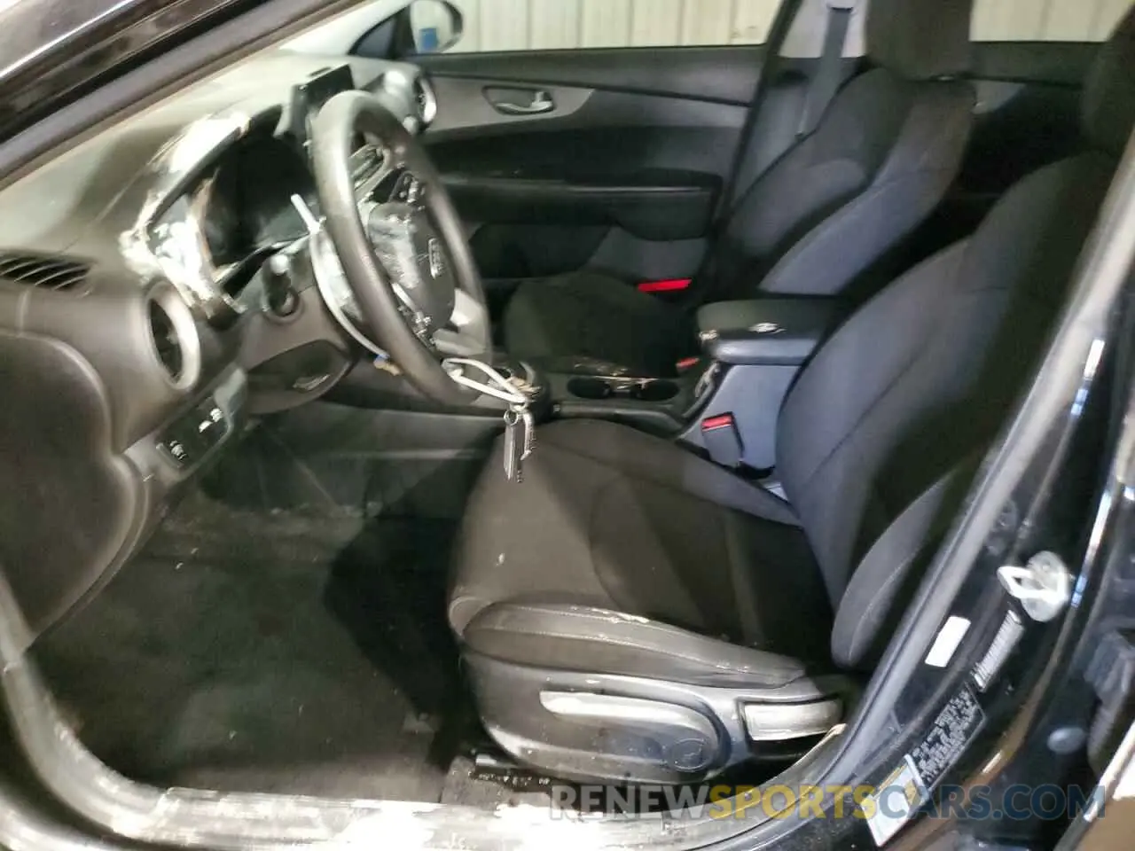 7 Photograph of a damaged car 3KPF24AD2KE064242 KIA FORTE 2019