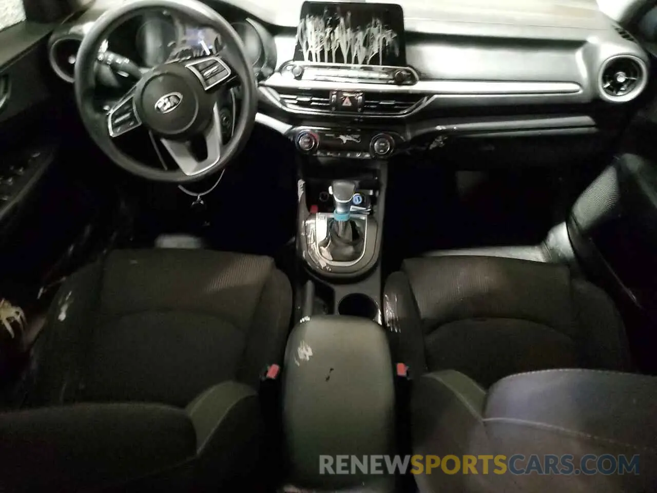 8 Photograph of a damaged car 3KPF24AD2KE064242 KIA FORTE 2019