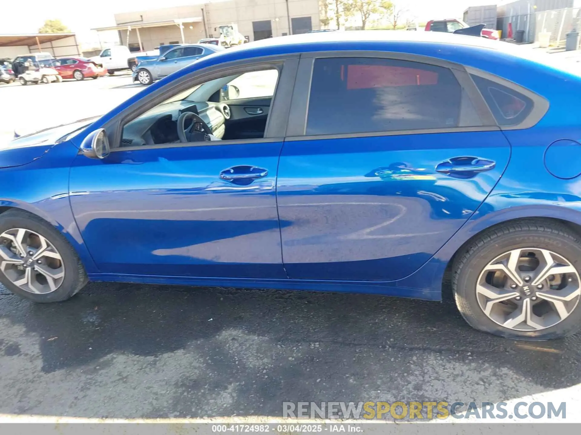 15 Photograph of a damaged car 3KPF24AD2KE065407 KIA FORTE 2019
