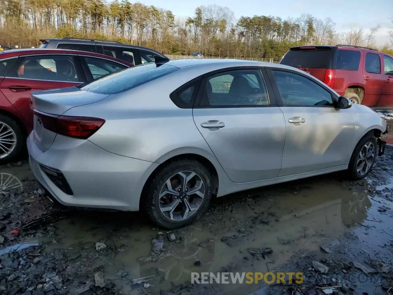 3 Photograph of a damaged car 3KPF24AD2KE071949 KIA FORTE 2019