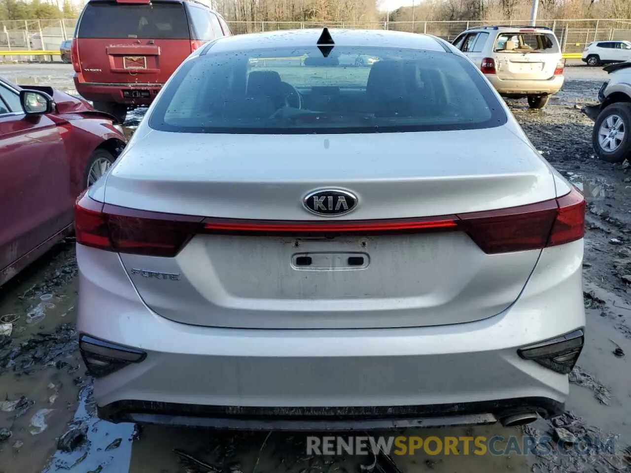 6 Photograph of a damaged car 3KPF24AD2KE071949 KIA FORTE 2019