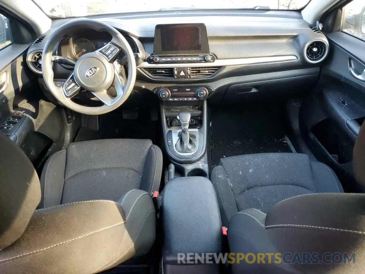 8 Photograph of a damaged car 3KPF24AD2KE071949 KIA FORTE 2019