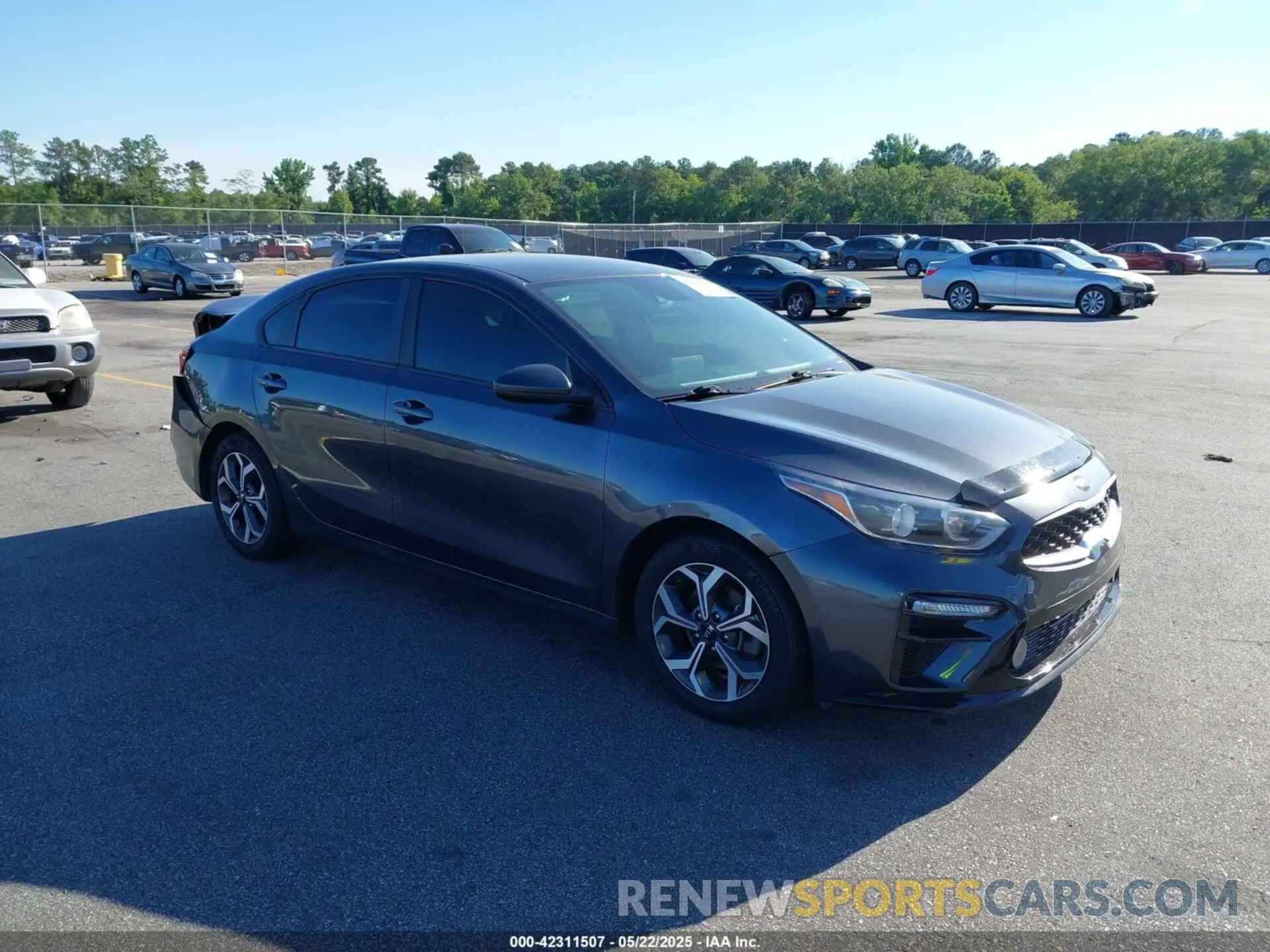 1 Photograph of a damaged car 3KPF24AD2KE096124 KIA FORTE 2019