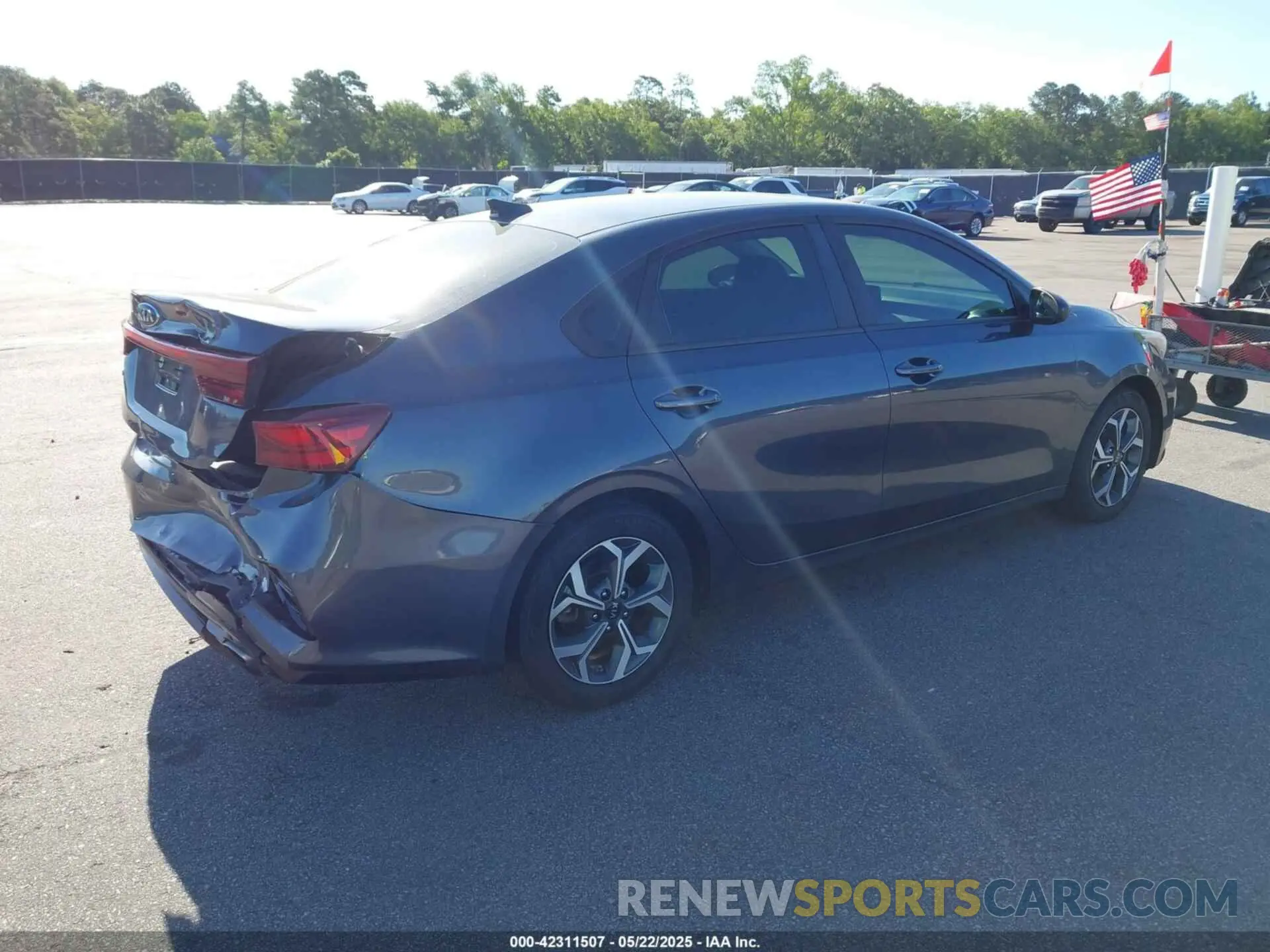 4 Photograph of a damaged car 3KPF24AD2KE096124 KIA FORTE 2019