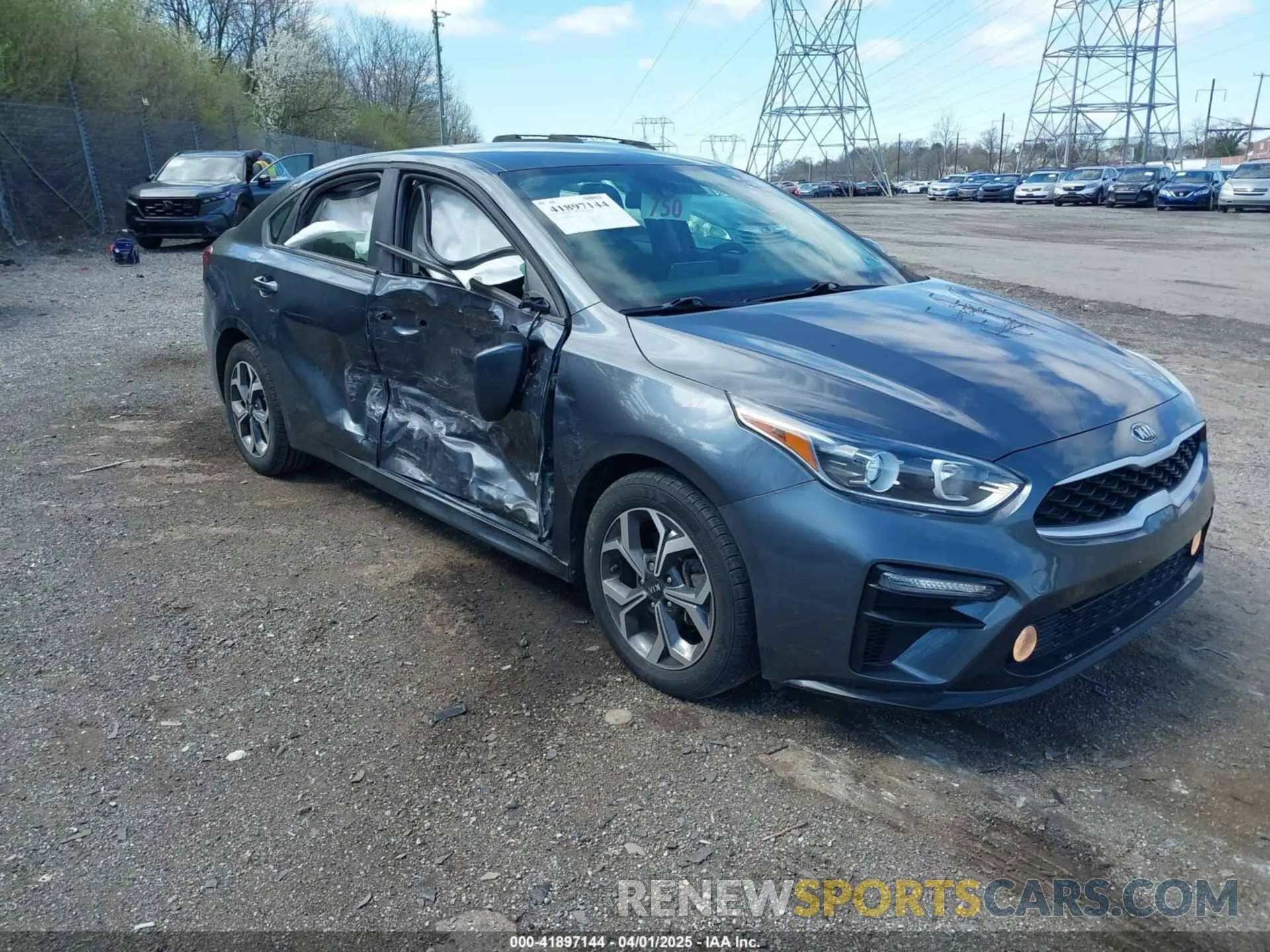 1 Photograph of a damaged car 3KPF24AD2KE098486 KIA FORTE 2019