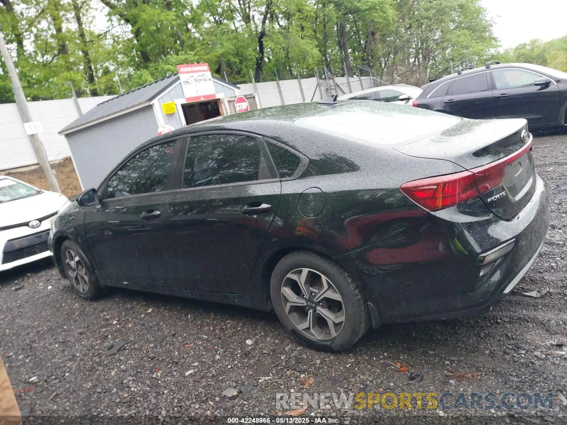 13 Photograph of a damaged car 3KPF24AD2KE098732 KIA FORTE 2019