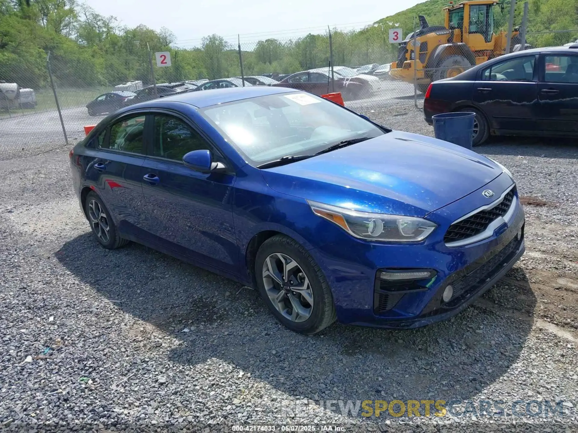 1 Photograph of a damaged car 3KPF24AD2KE115108 KIA FORTE 2019