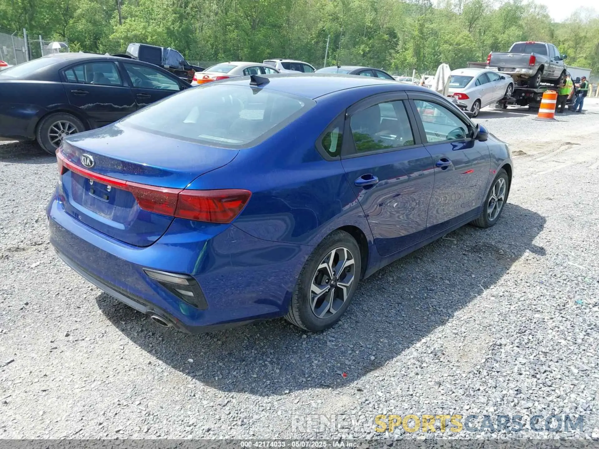 4 Photograph of a damaged car 3KPF24AD2KE115108 KIA FORTE 2019