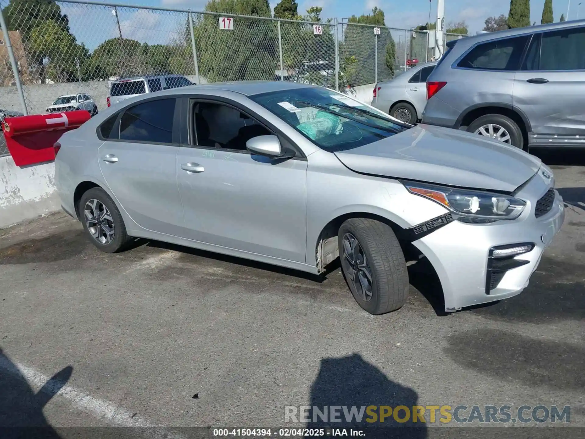 12 Photograph of a damaged car 3KPF24AD2KE118378 KIA FORTE 2019