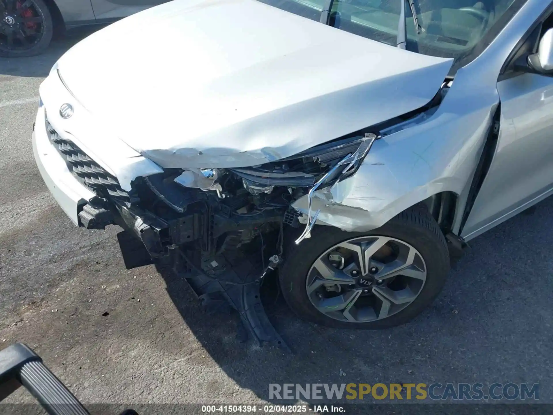 6 Photograph of a damaged car 3KPF24AD2KE118378 KIA FORTE 2019