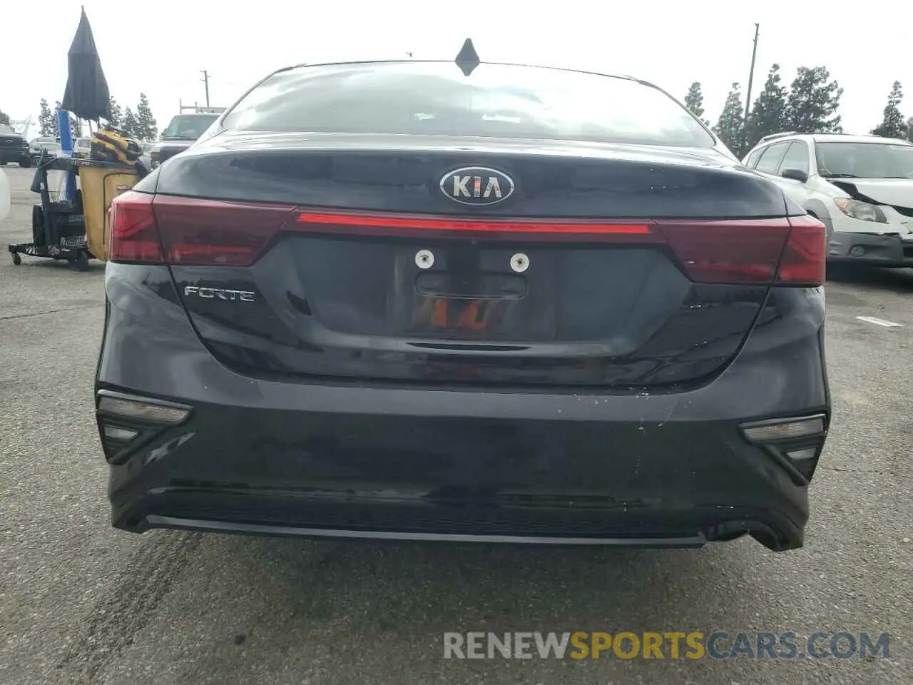 6 Photograph of a damaged car 3KPF24AD2KE118882 KIA FORTE 2019