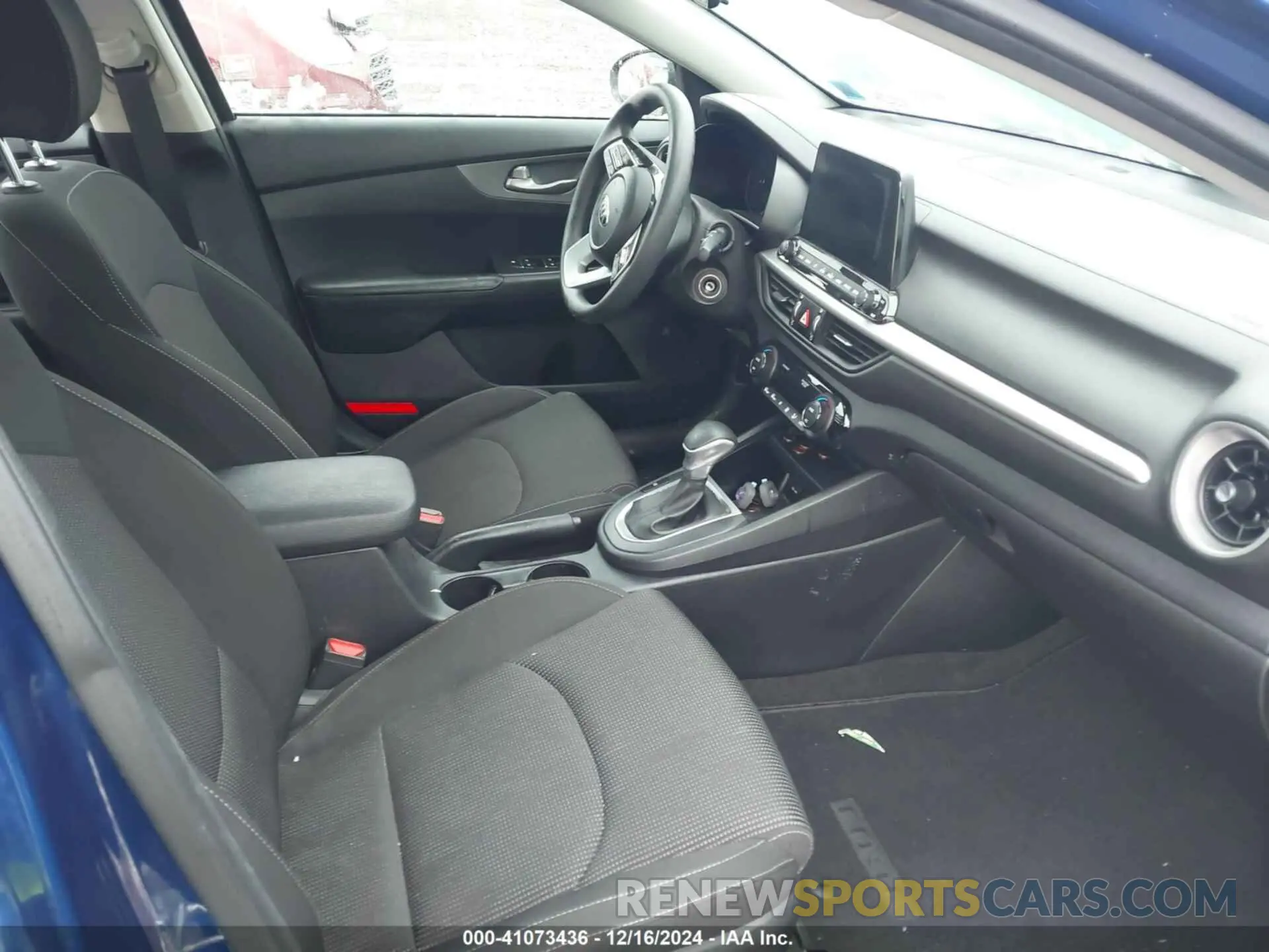 5 Photograph of a damaged car 3KPF24AD2KE124858 KIA FORTE 2019