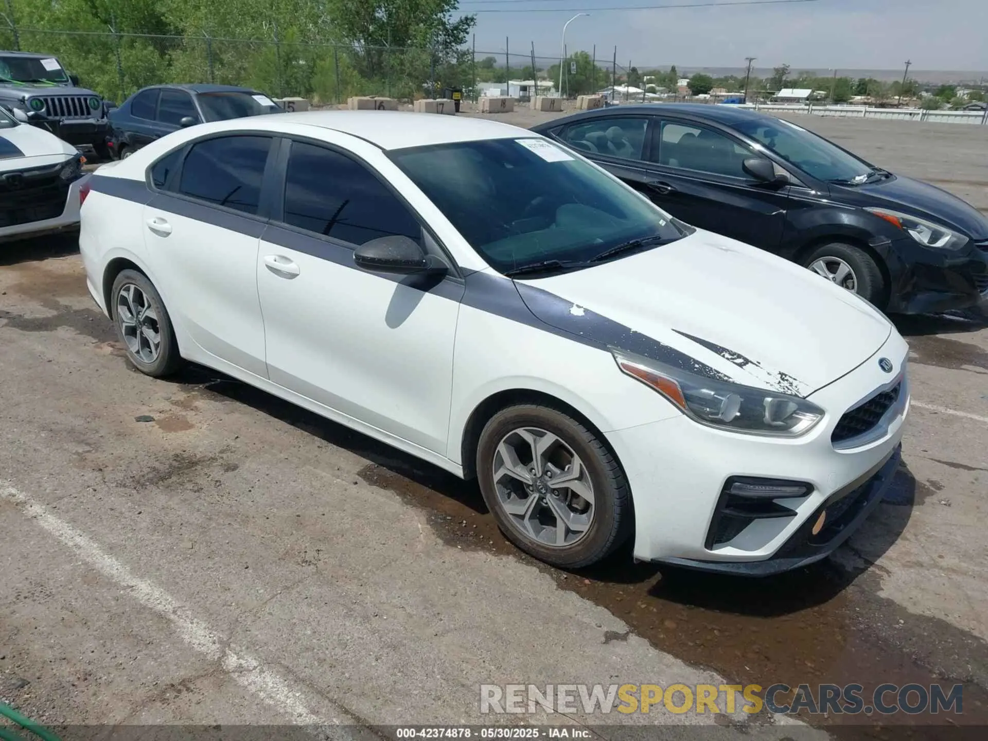 1 Photograph of a damaged car 3KPF24AD2KE126514 KIA FORTE 2019