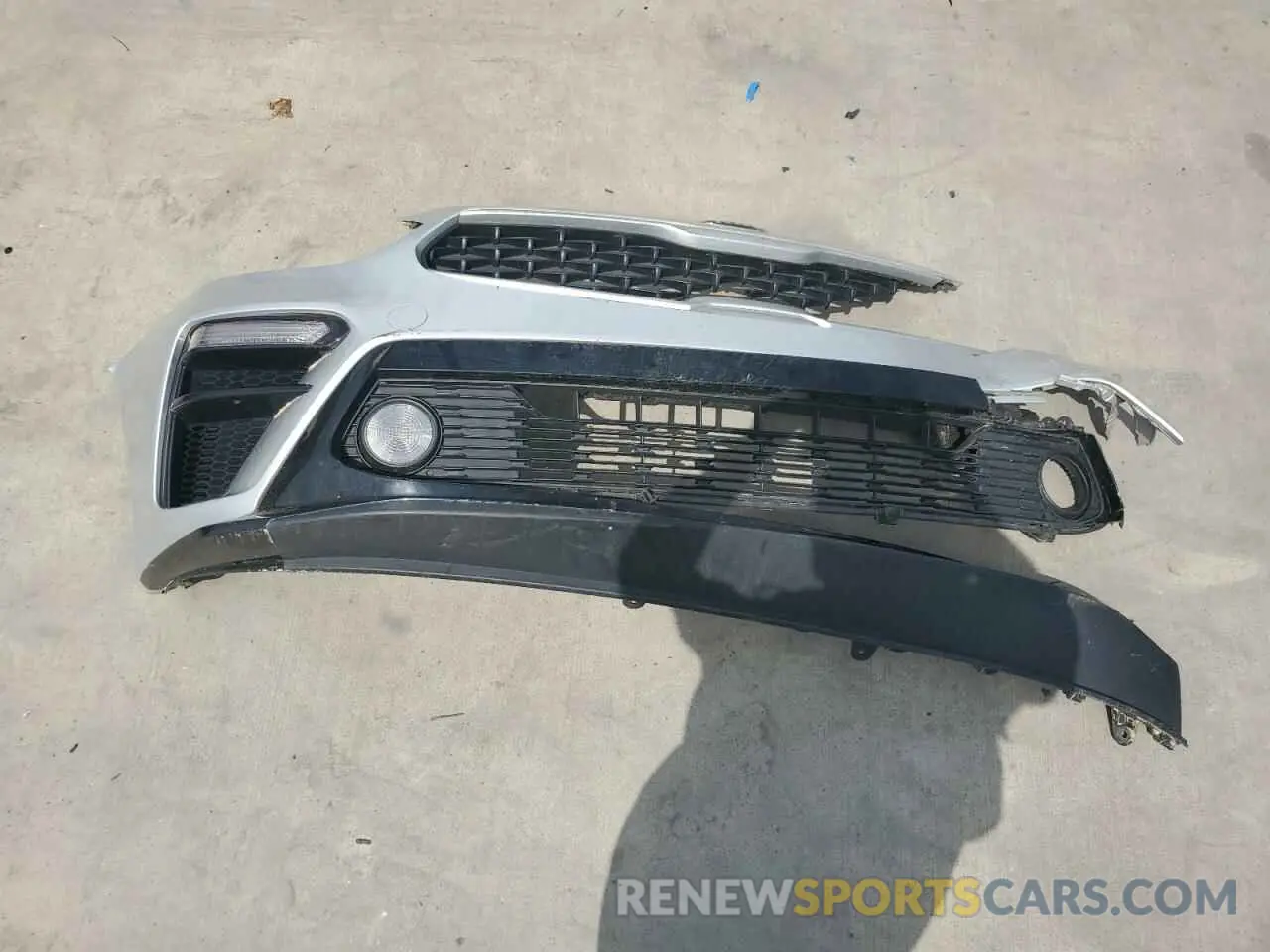 12 Photograph of a damaged car 3KPF24AD2KE129381 KIA FORTE 2019