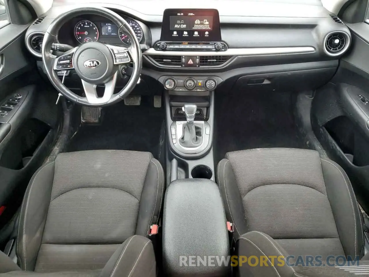 8 Photograph of a damaged car 3KPF24AD2KE134757 KIA FORTE 2019