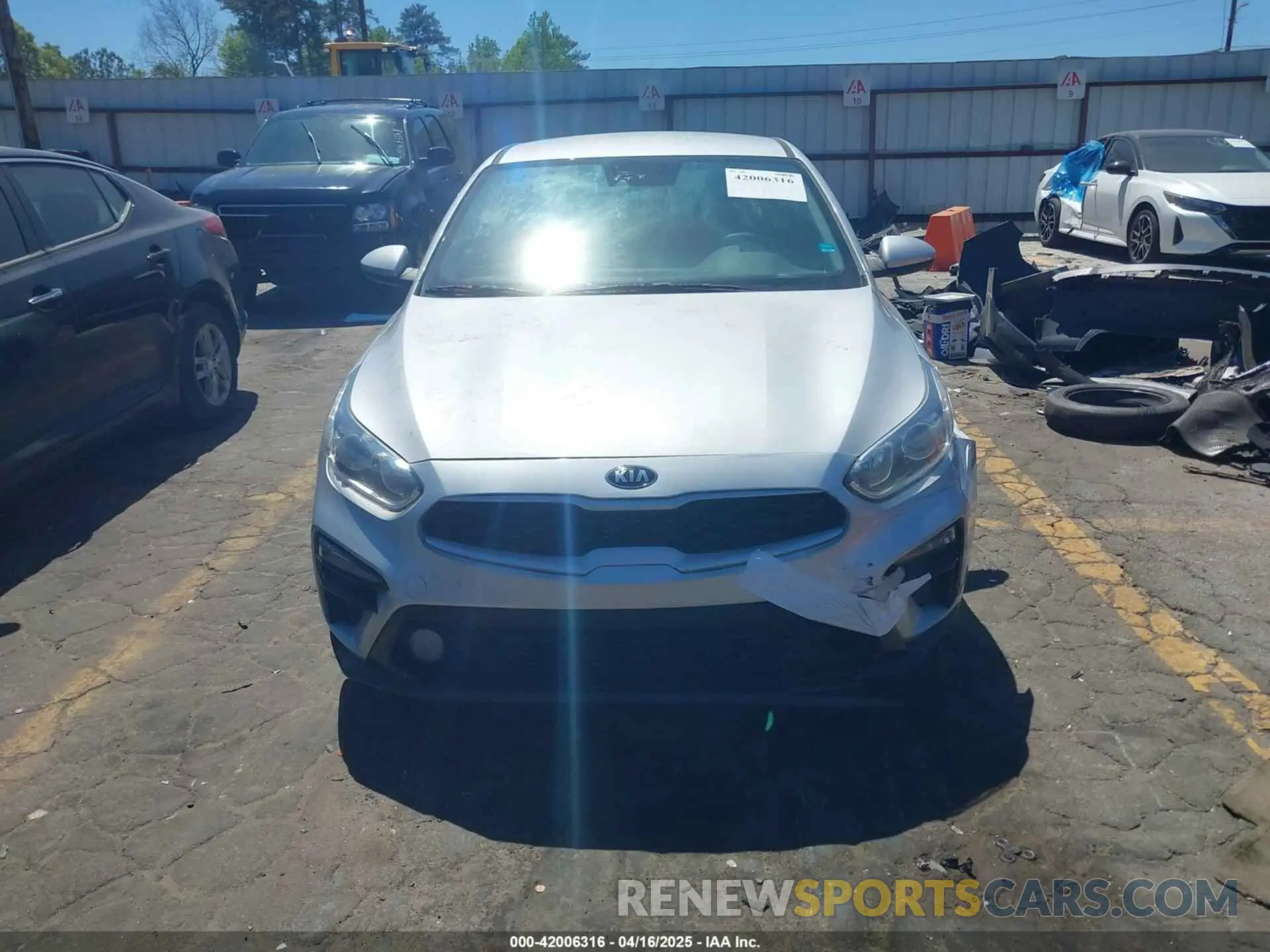 11 Photograph of a damaged car 3KPF24AD3KE030116 KIA FORTE 2019