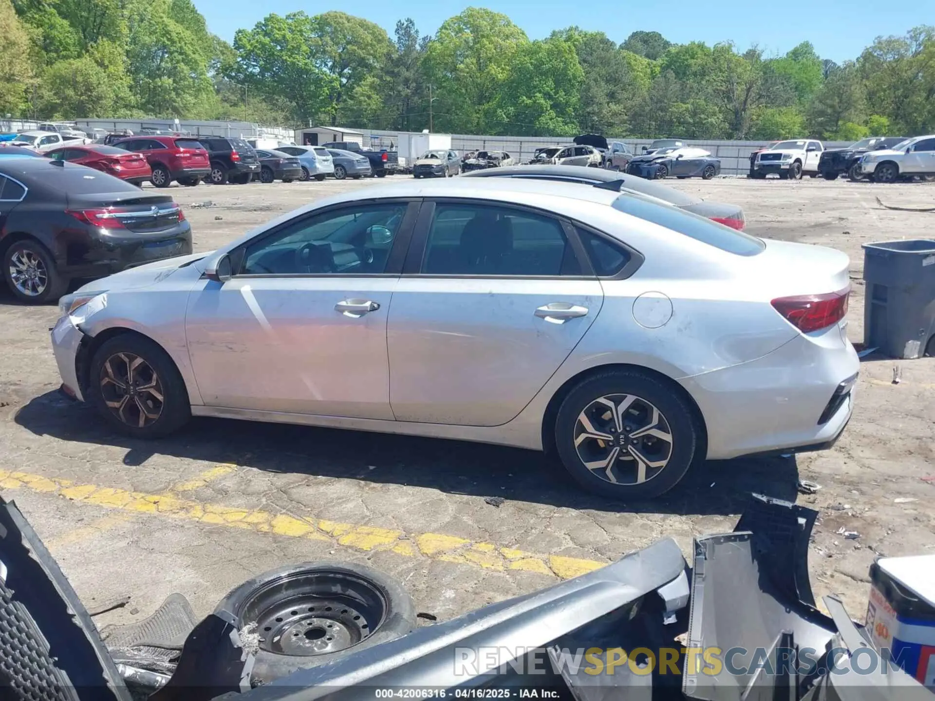 13 Photograph of a damaged car 3KPF24AD3KE030116 KIA FORTE 2019