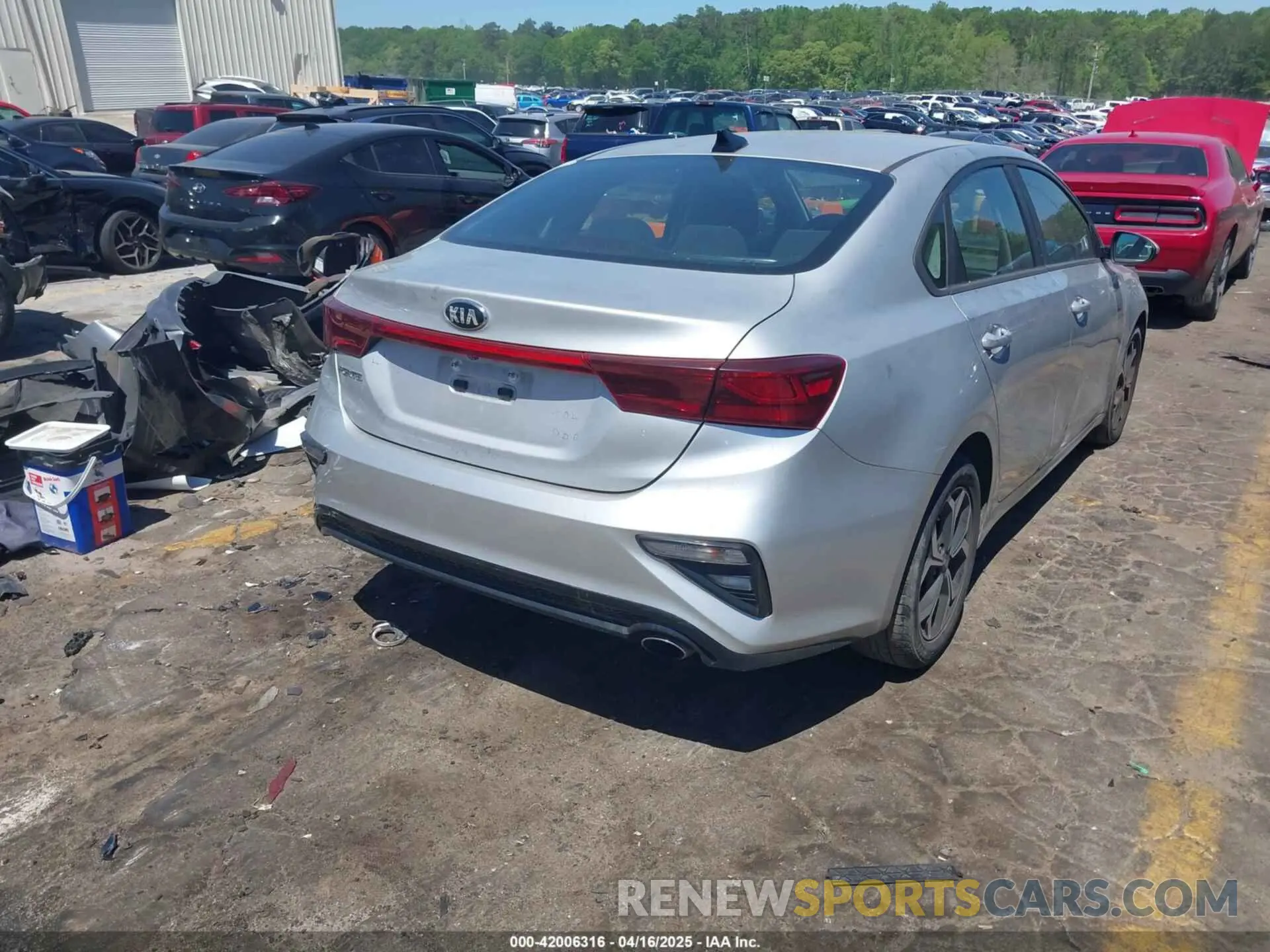 4 Photograph of a damaged car 3KPF24AD3KE030116 KIA FORTE 2019