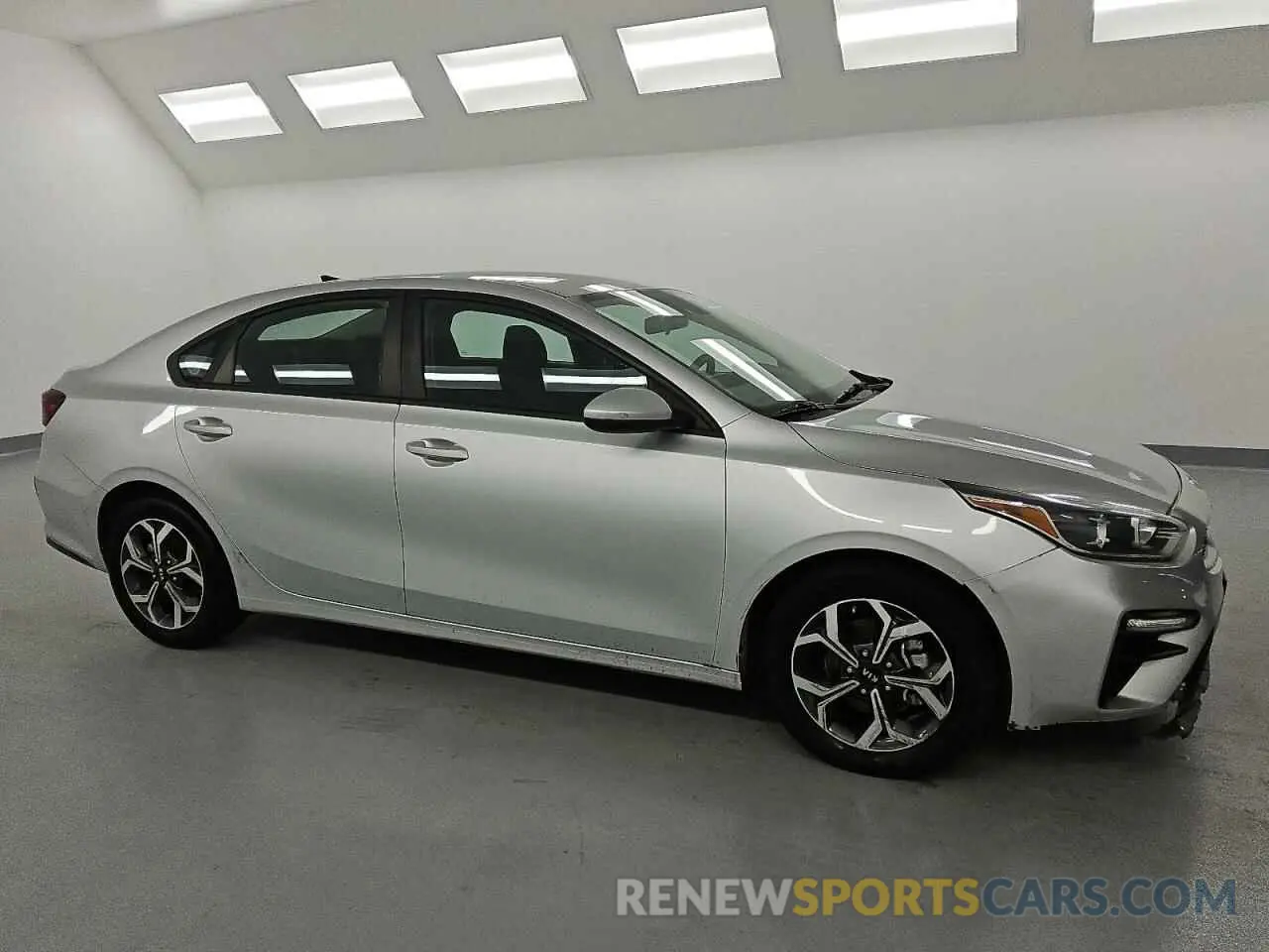 4 Photograph of a damaged car 3KPF24AD3KE041021 KIA FORTE 2019