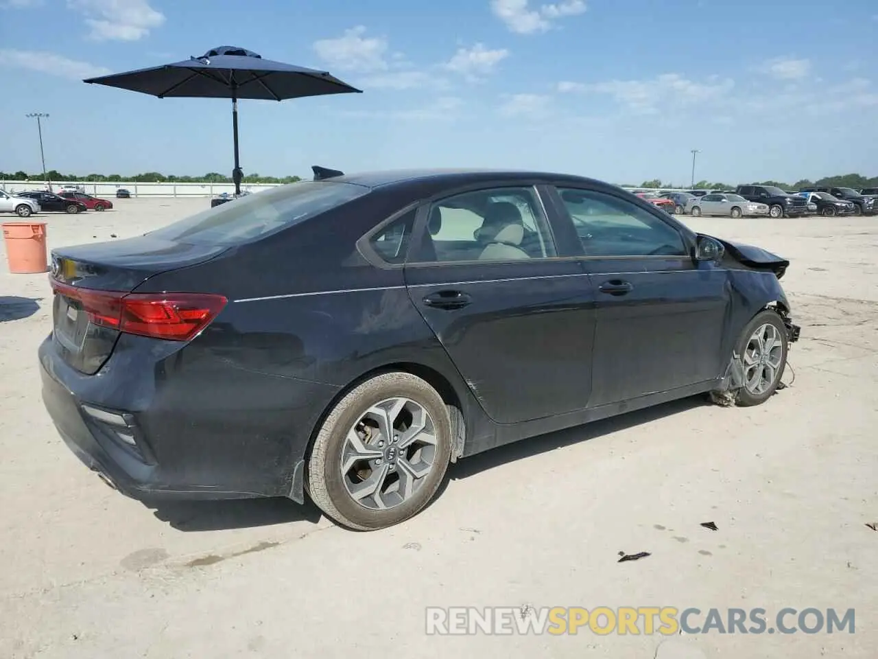 3 Photograph of a damaged car 3KPF24AD3KE046137 KIA FORTE 2019