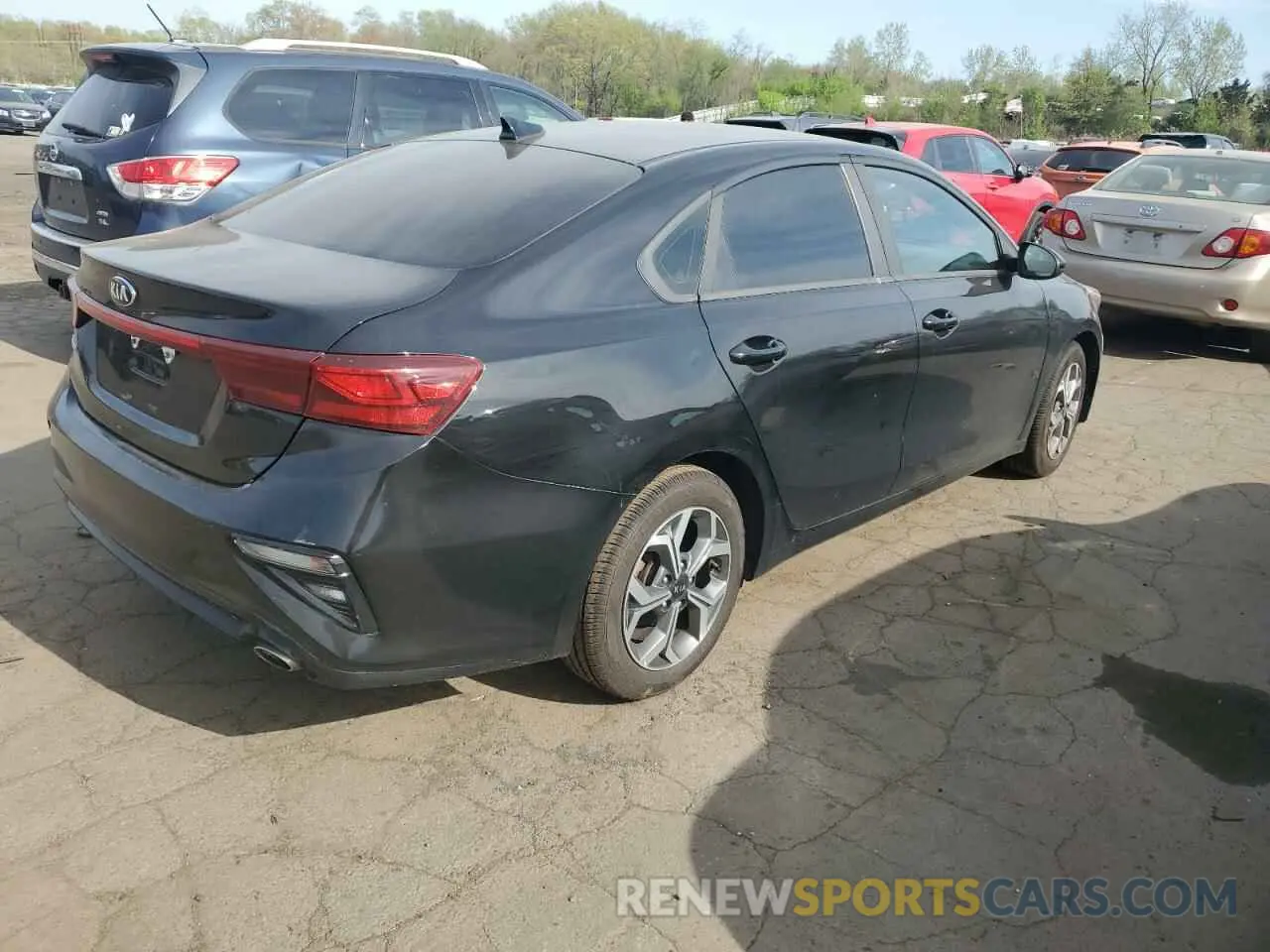 3 Photograph of a damaged car 3KPF24AD3KE047238 KIA FORTE 2019