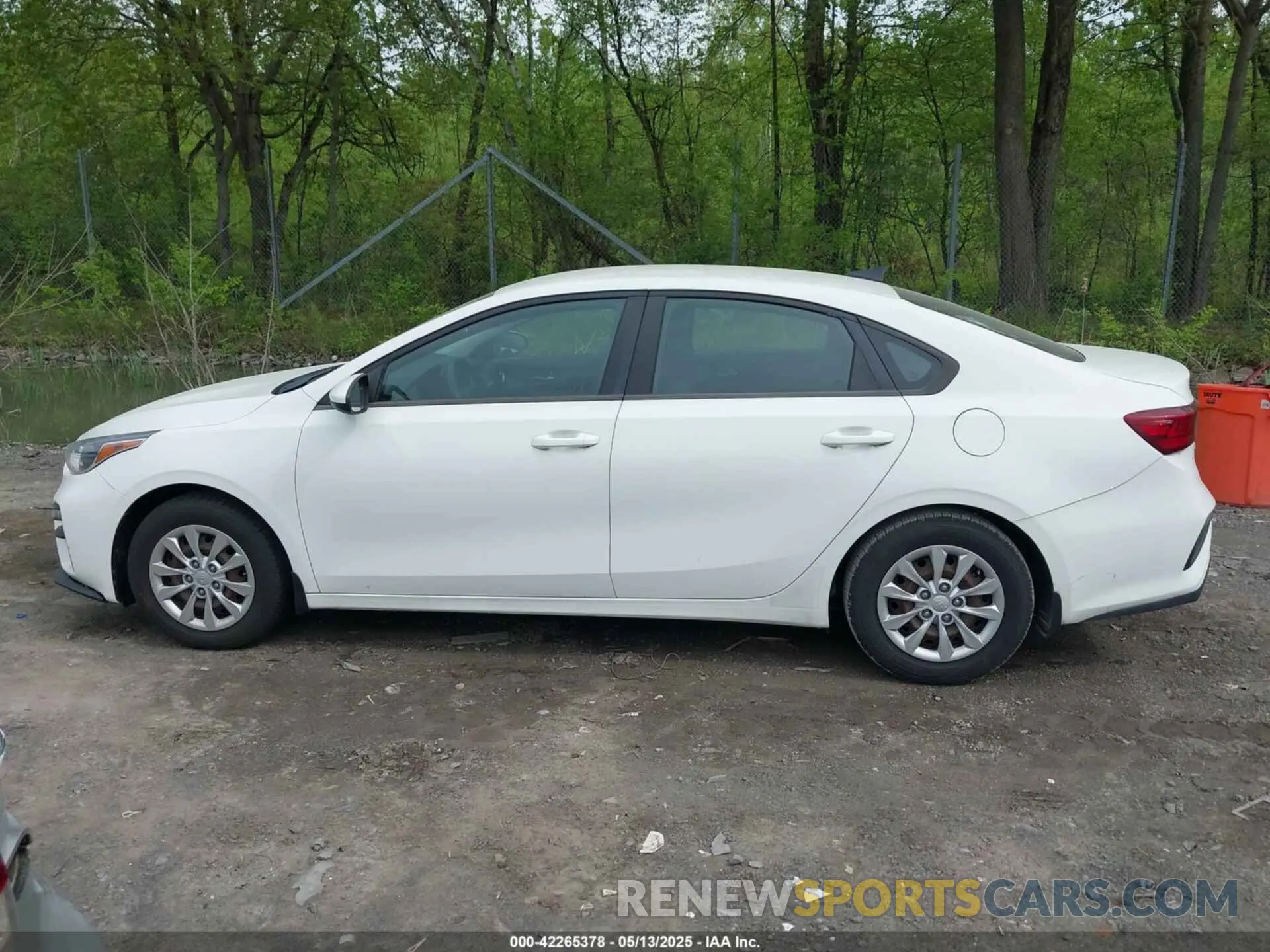 13 Photograph of a damaged car 3KPF24AD3KE048129 KIA FORTE 2019