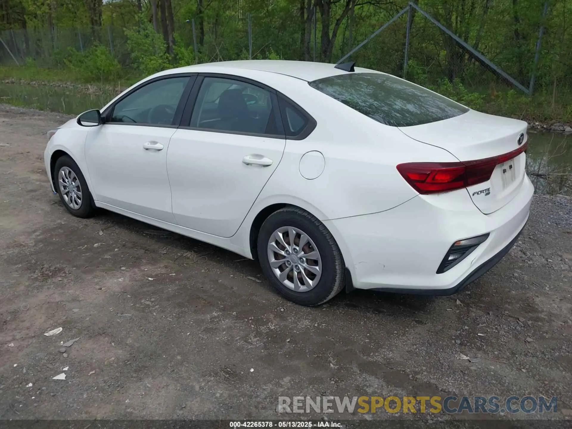 3 Photograph of a damaged car 3KPF24AD3KE048129 KIA FORTE 2019