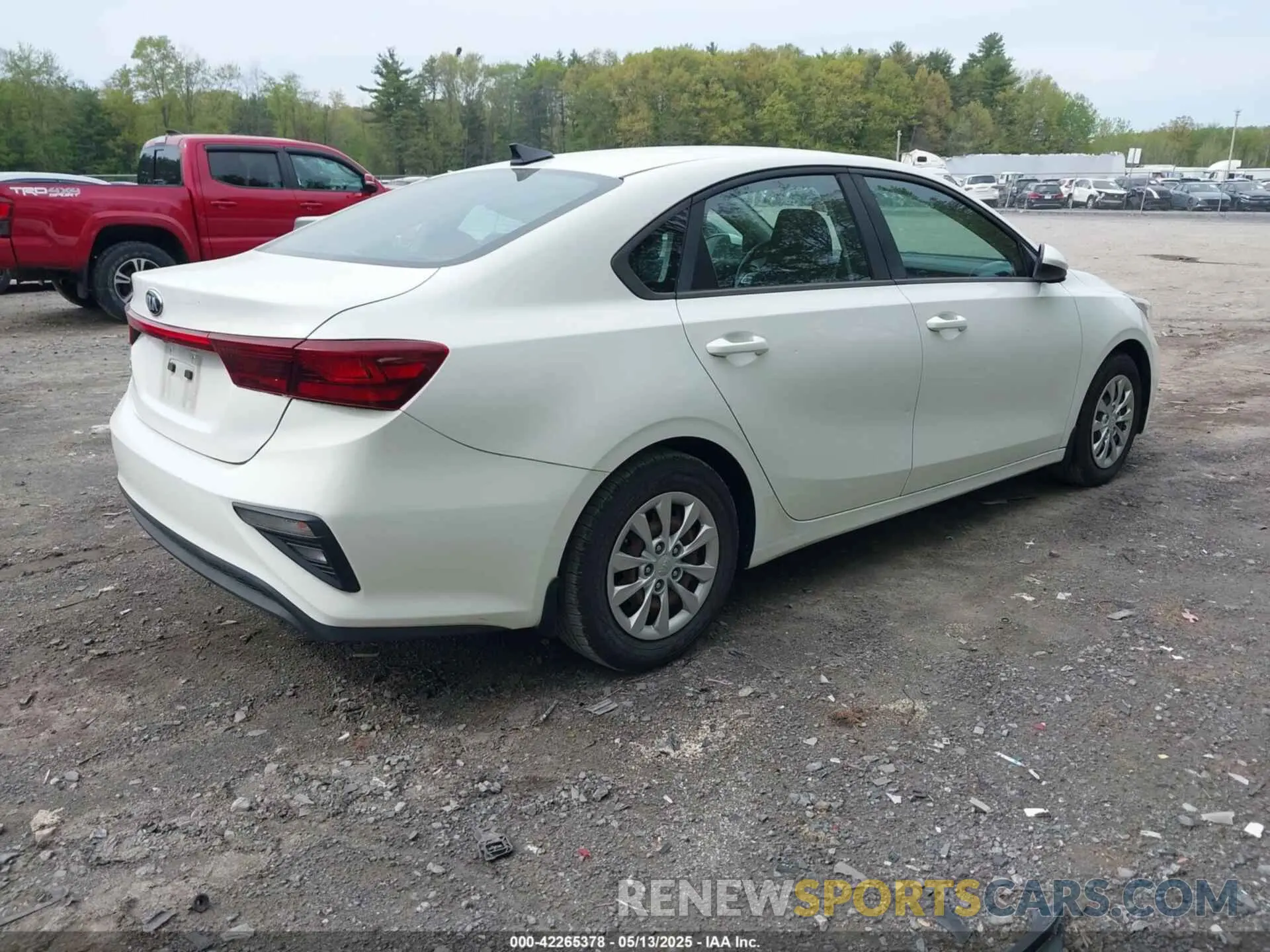 4 Photograph of a damaged car 3KPF24AD3KE048129 KIA FORTE 2019