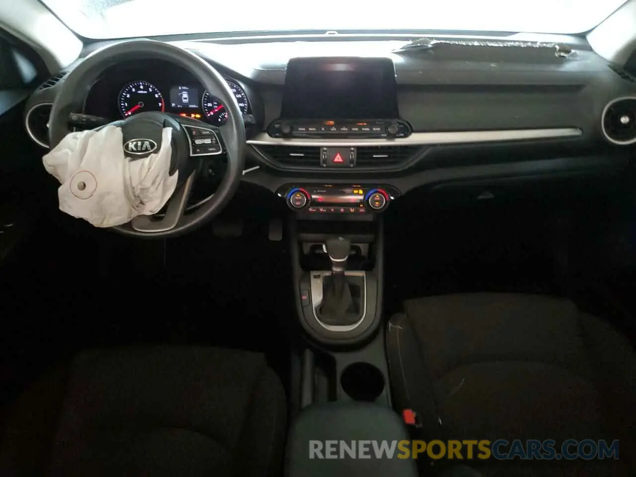 8 Photograph of a damaged car 3KPF24AD3KE051774 KIA FORTE 2019
