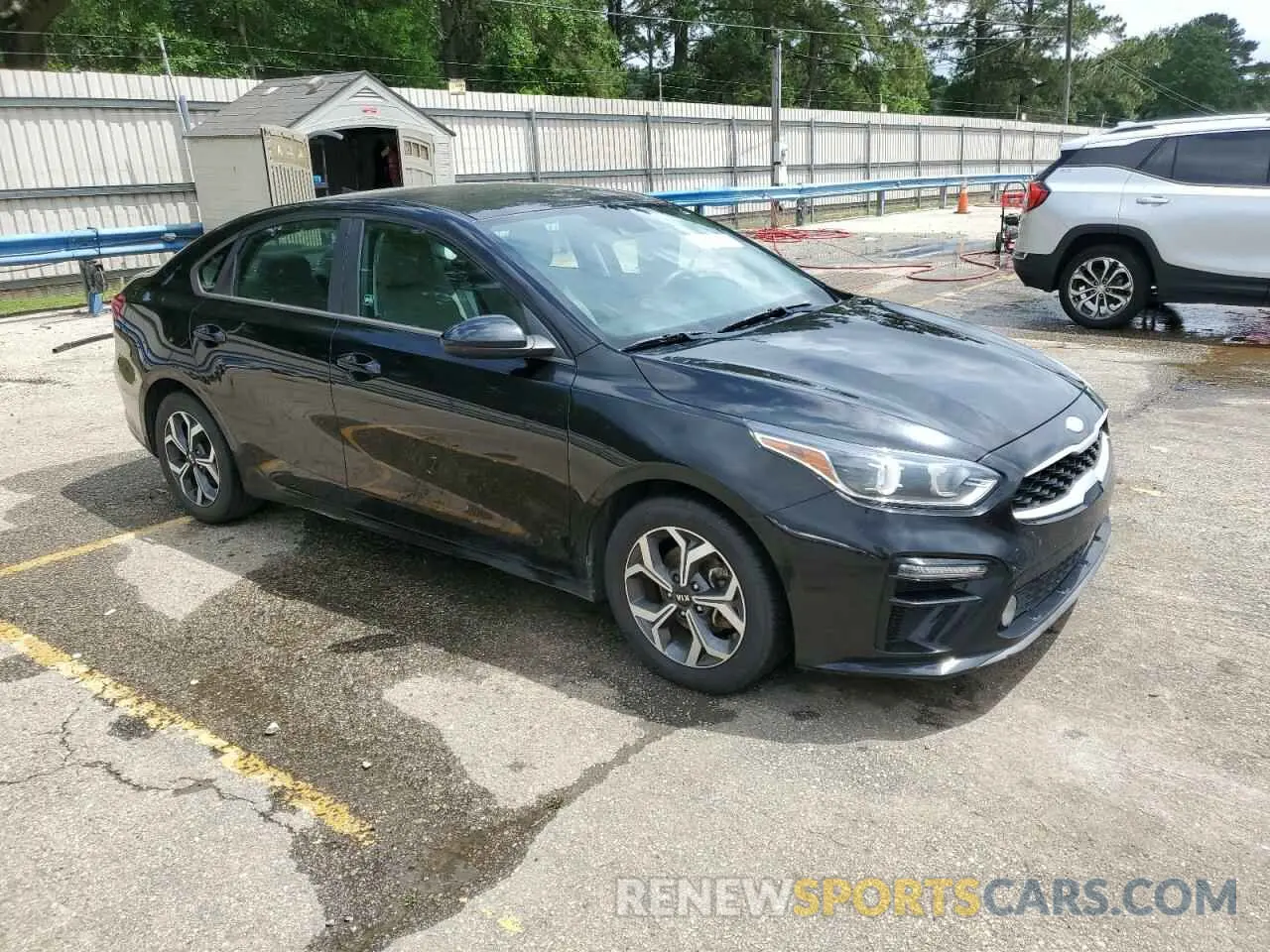 4 Photograph of a damaged car 3KPF24AD3KE052794 KIA FORTE 2019