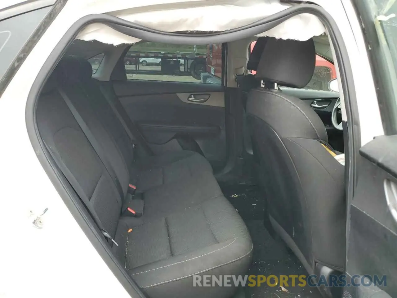 10 Photograph of a damaged car 3KPF24AD3KE055288 KIA FORTE 2019