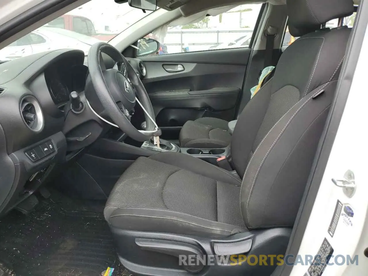 7 Photograph of a damaged car 3KPF24AD3KE055288 KIA FORTE 2019