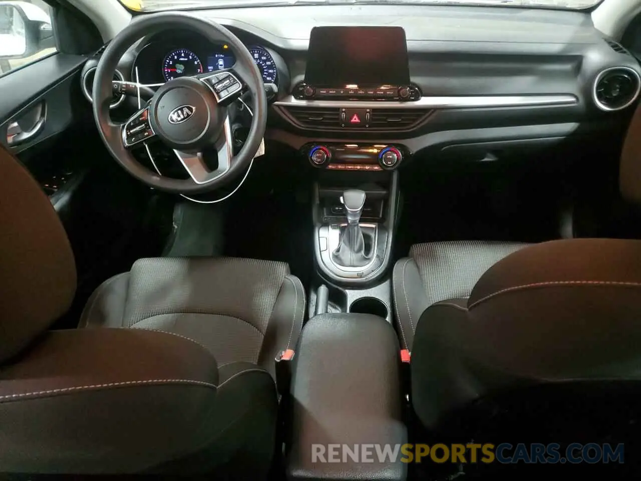 8 Photograph of a damaged car 3KPF24AD3KE059454 KIA FORTE 2019