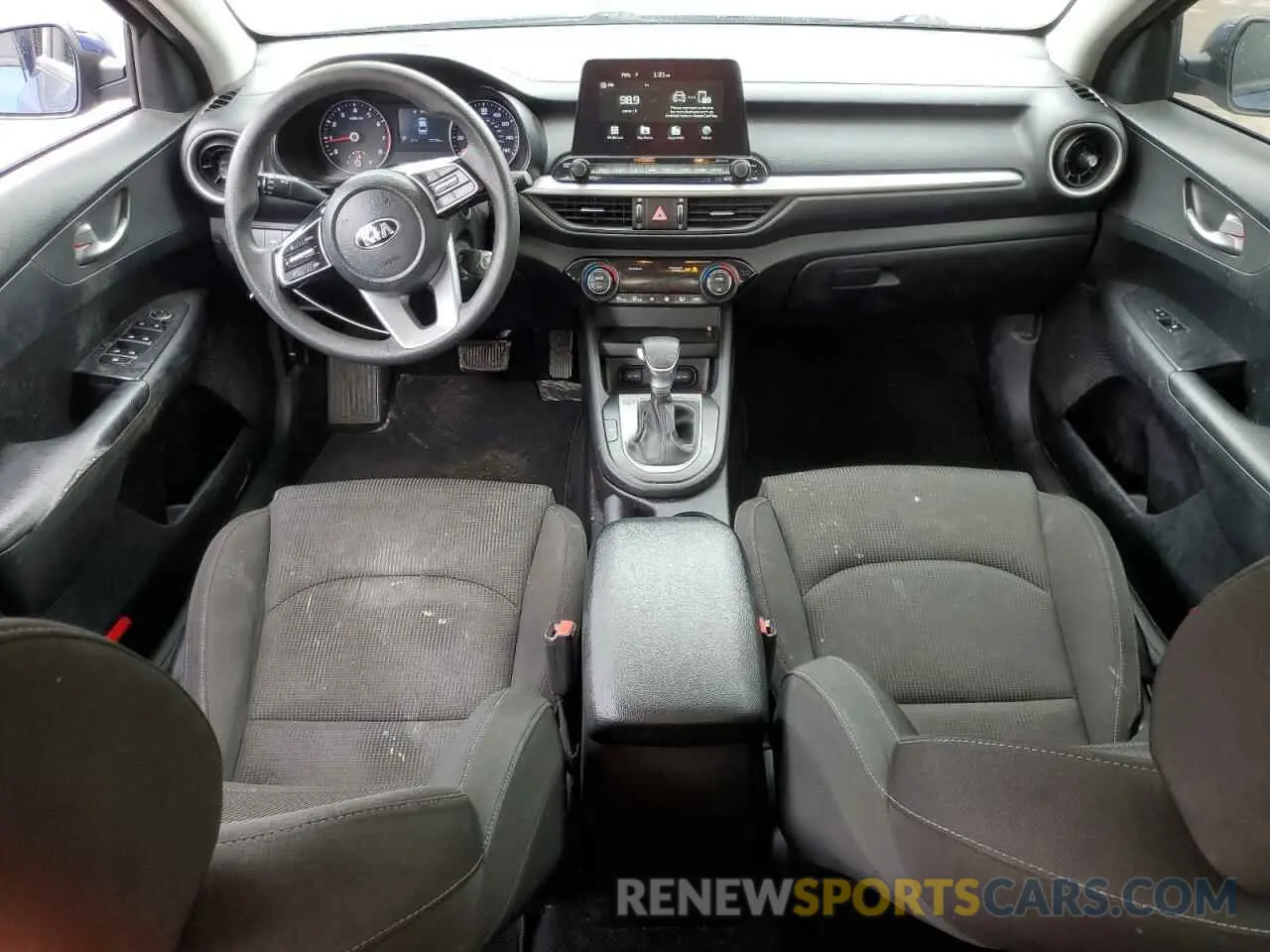 8 Photograph of a damaged car 3KPF24AD3KE061415 KIA FORTE 2019