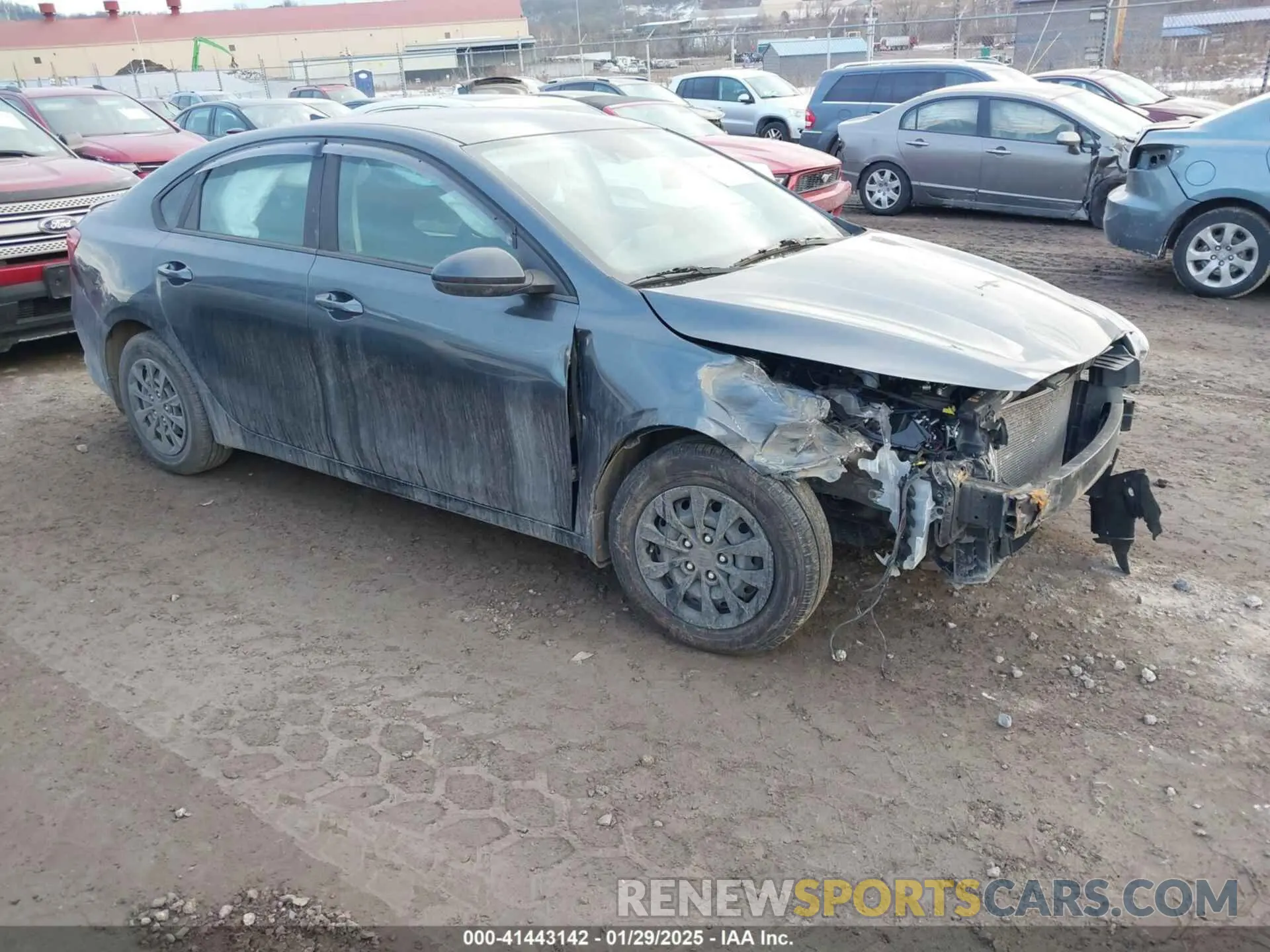1 Photograph of a damaged car 3KPF24AD3KE079994 KIA FORTE 2019